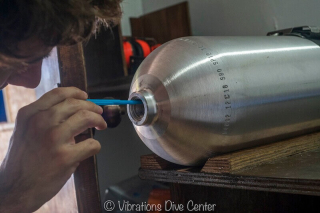 Scuba diving tank visual inspection Scuba diving tank visual inspection.